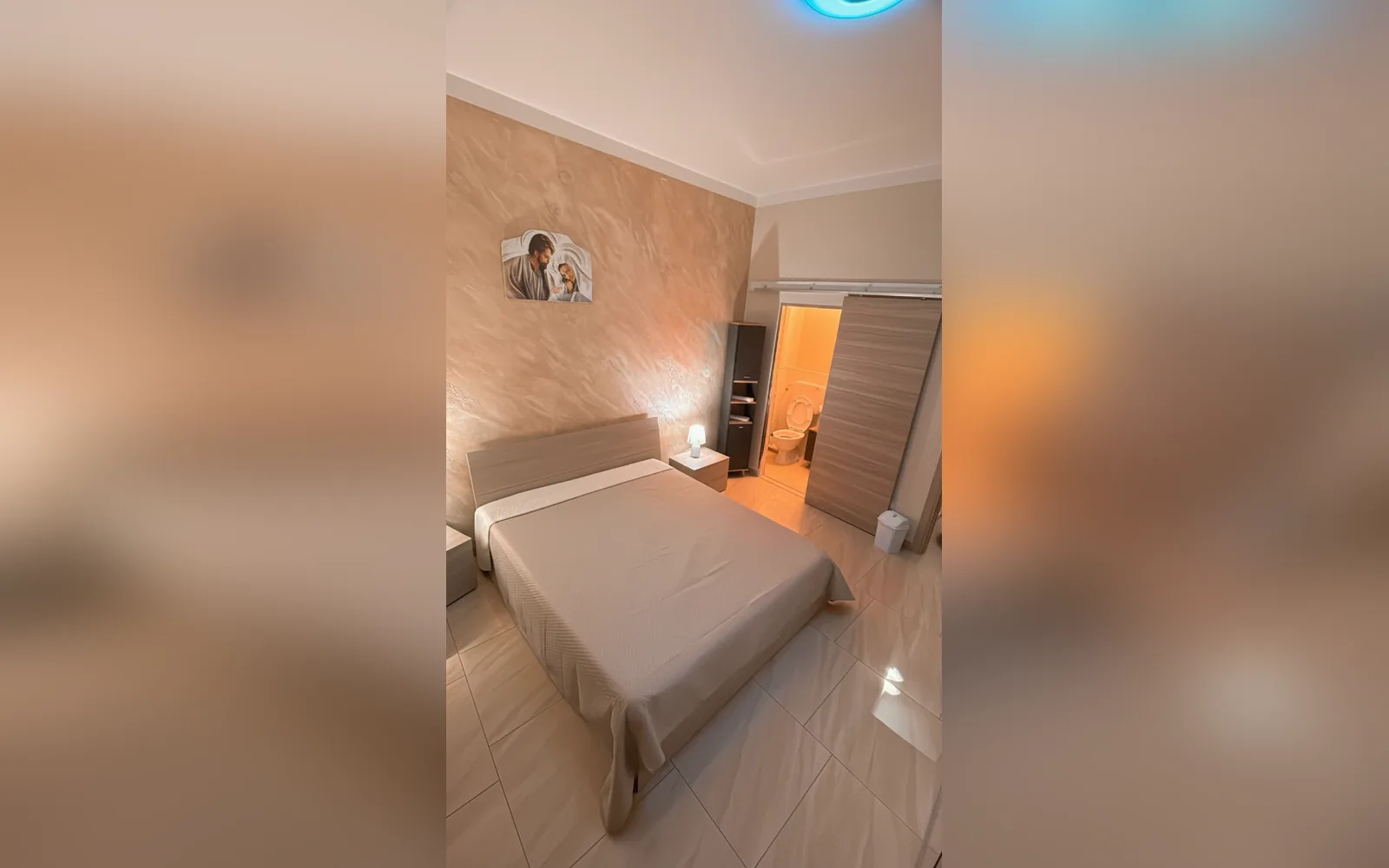 Camera con bagno privato — B&B Sofia, Licata (Sicilia) (foto 10)