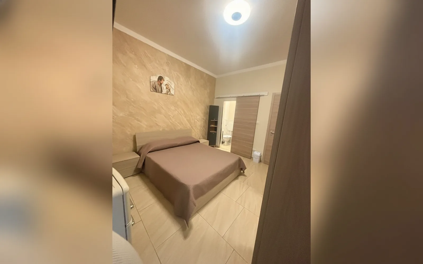 Camera con bagno privato — B&B Sofia, Licata (Sicilia) (foto 20)